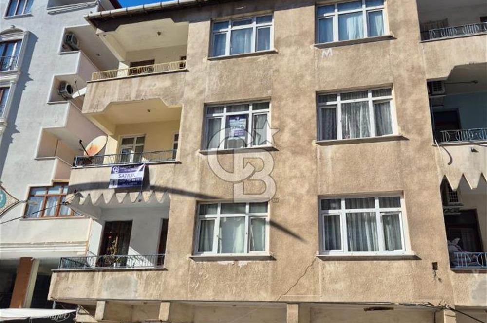 Çayırova Özgürlük Mahallesi Mehmet Akif Ersoy Caddesi'nde belediye çıkan yol üzerinde satılık 2+1 2 kat daire