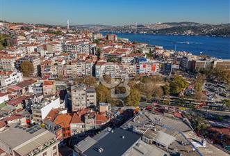 Fırsat Beşiktaş Çarşı Kiralık Dükkan Boş 5 Katlı 