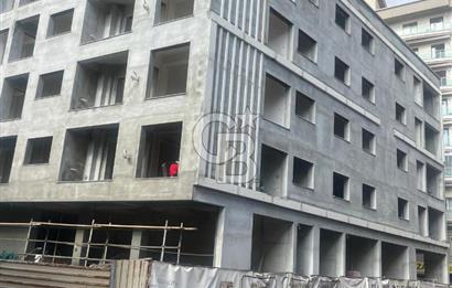 İzmir Karşıyaka 'da Cadde üzeri Satılık 2+1 Lüks Daire