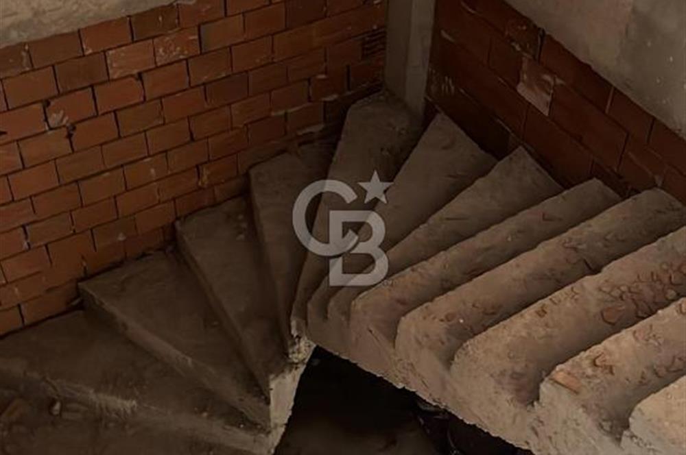 İzmir Eskifoça Bağarası'nda Satılık  2+1 Daire