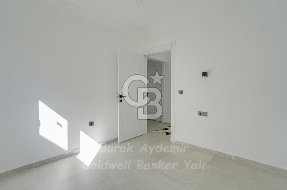 Seferihisar, Camikebir Mah. Satılık 317 m2 Kooperatif Bahçesi veTaş Evi