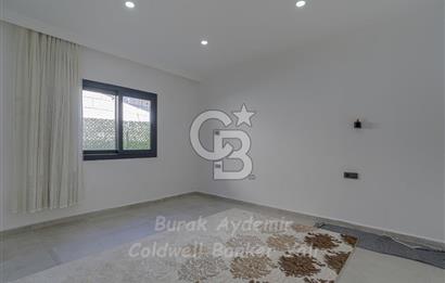 Seferihisar, Camikebir Mah. Satılık 317 m2 Kooperatif Bahçesi veTaş Evi