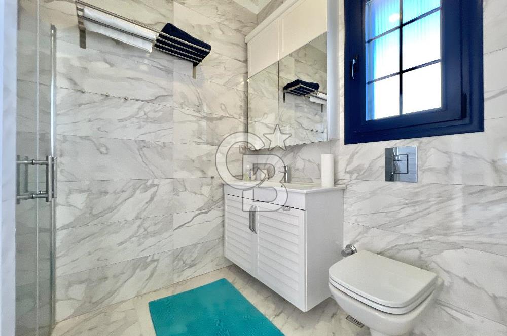 ÇEŞME OVACIK KİRALIK 4+1 DENİZ MANZARALI HAVUZLU MÜSTAKİL VİLLA