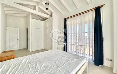 ÇEŞME OVACIK KİRALIK 4+1 DENİZ MANZARALI HAVUZLU MÜSTAKİL VİLLA