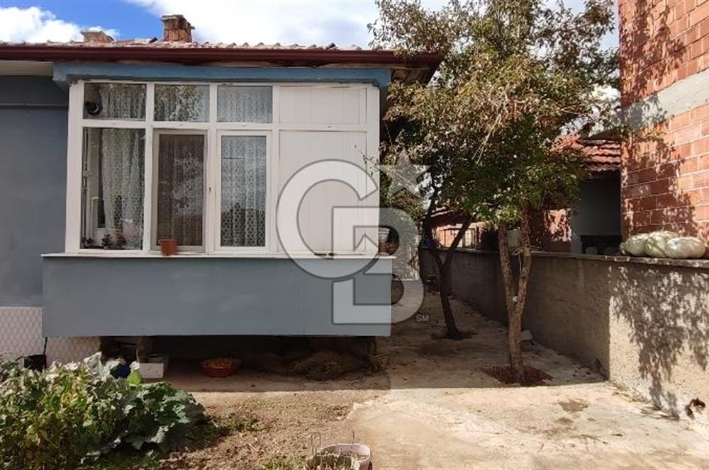 ALACA 3 + 1 YAPILI, BAHÇELİ SATILIK MÜSTAKİL EV