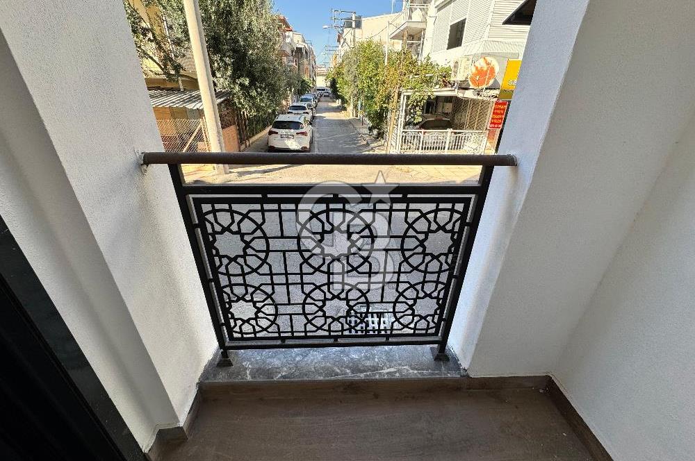 Ataşehir Merkezi Lokasyonda Kiralık Sıfır 2+1 Daire