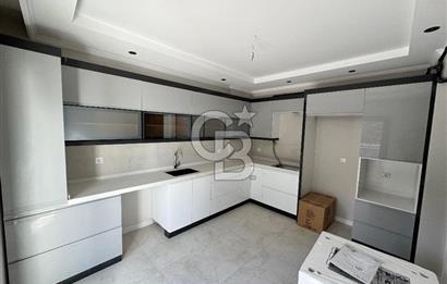 Ataşehir Merkezi Lokasyonda Kiralık Sıfır 2+1 Daire