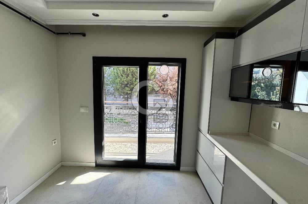 Ataşehir Merkezi Lokasyonda Kiralık Sıfır 2+1 Daire