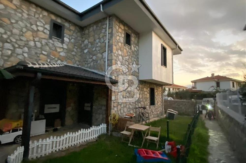 DATÇA KIZLAN'DA ŞAHANE GENİŞ BAHÇELİ SATILIK 2+1 DUBLEKS 