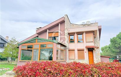 CB KİNG'DEN NAİPLİ MAHALLESİ ÇAĞDAŞKENT SİTESİ 6+1 SATILIK VİLLA