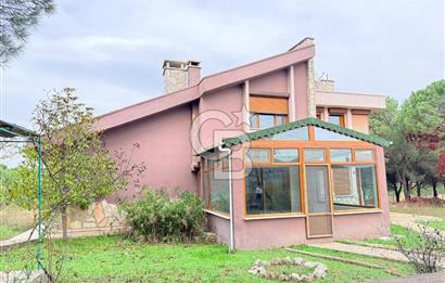 CB KİNG'DEN NAİPLİ MAHALLESİ ÇAĞDAŞKENT SİTESİ 6+1 SATILIK VİLLA