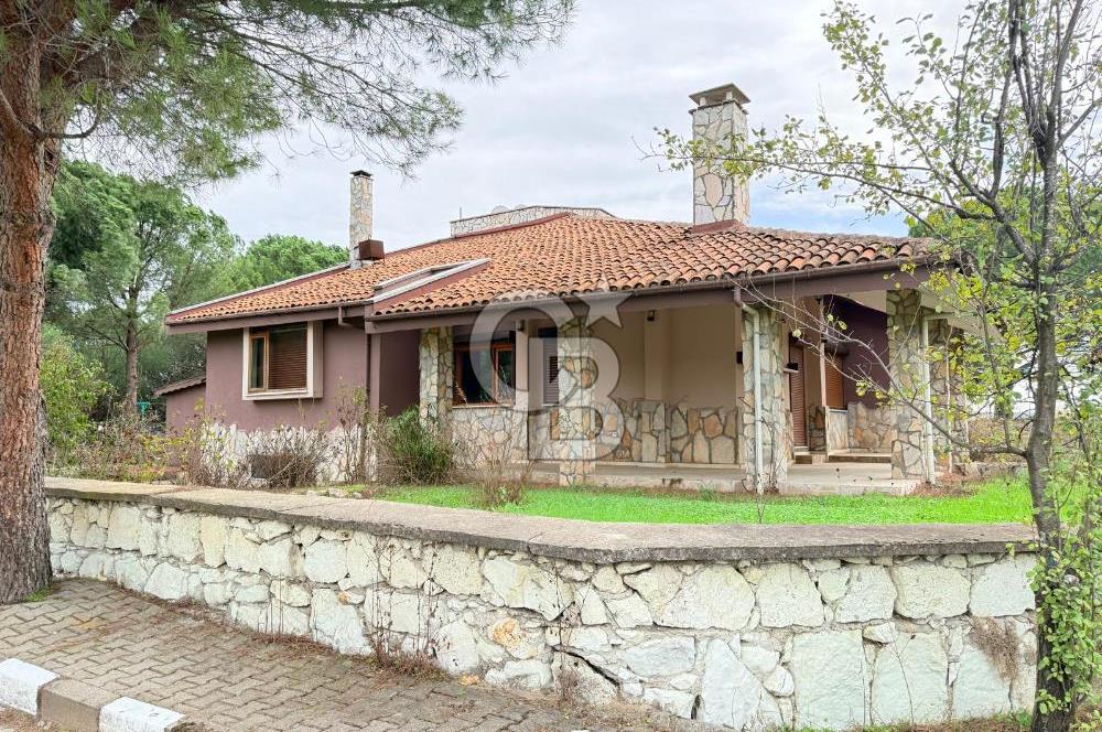 CB KİNG'DEN NAİPLİ MAHALLESİ ÇAĞDAŞKENT SİTESİ 6+1 SATILIK VİLLA