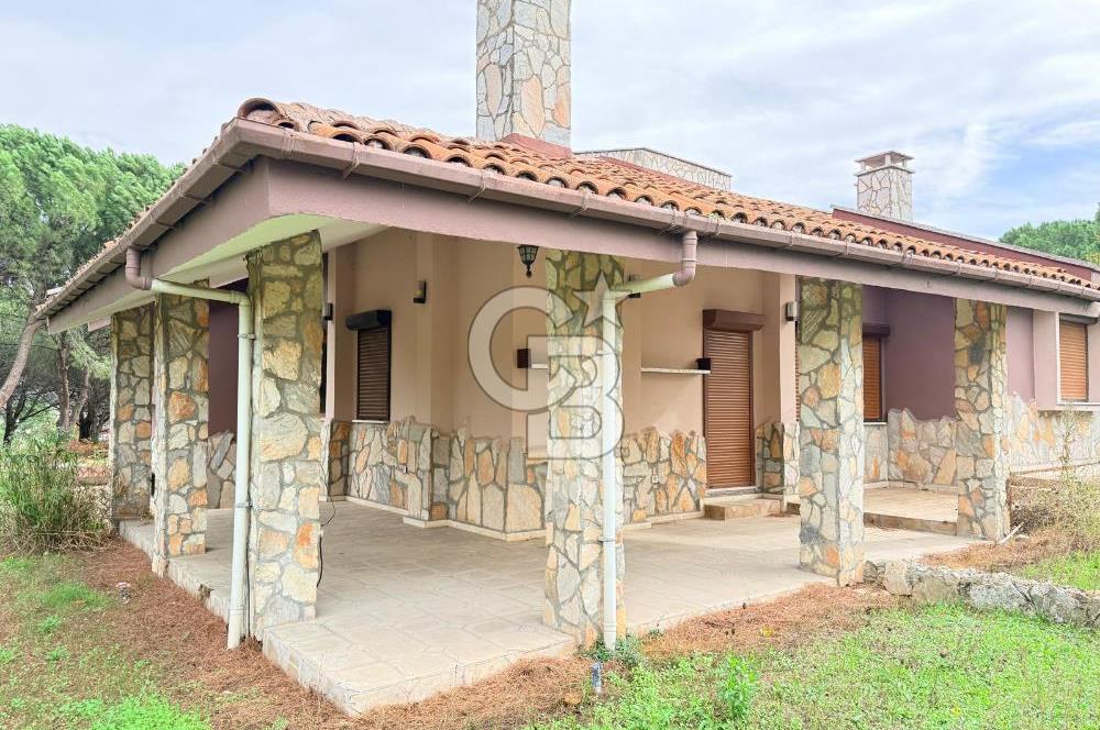 CB KİNG'DEN NAİPLİ MAHALLESİ ÇAĞDAŞKENT SİTESİ 6+1 SATILIK VİLLA