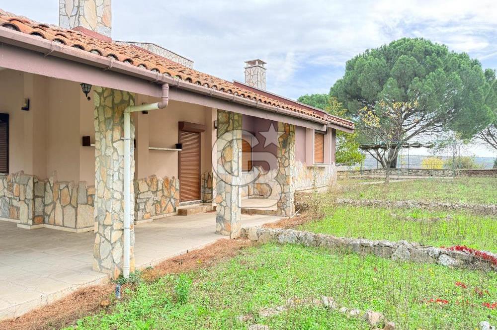 CB KİNG'DEN NAİPLİ MAHALLESİ ÇAĞDAŞKENT SİTESİ 6+1 SATILIK VİLLA