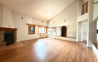 CB KİNG'DEN NAİPLİ MAHALLESİ ÇAĞDAŞKENT SİTESİ 6+1 SATILIK VİLLA