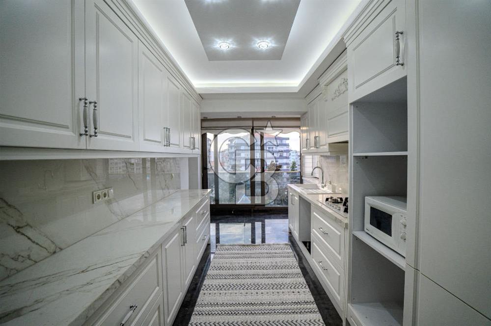 ÜÇYOL METRO ARAKAT 3+1 ÖZEL TASARIM SATILIK ÖZEL DAİRE