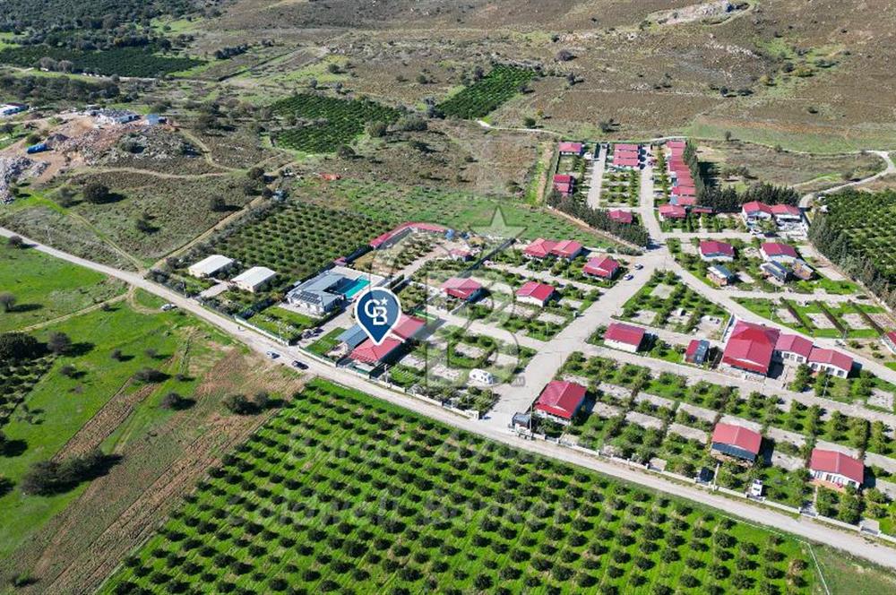 Seferihisar, Camikebir Mah. Satılık 317 m2 Kooperatif Bahçesi veTaş Evi