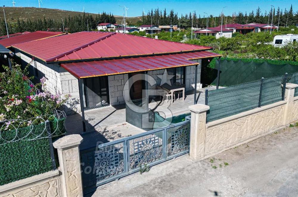 Seferihisar, Camikebir Mah. Satılık 317 m2 Kooperatif Bahçesi veTaş Evi