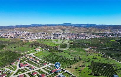 Seferihisar, Camikebir Mah. Satılık 317 m2 Kooperatif Bahçesi veTaş Evi