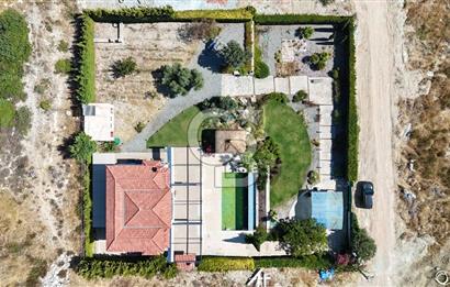 ÇEŞME OVACIK KİRALIK 4+1 DENİZ MANZARALI HAVUZLU MÜSTAKİL VİLLA