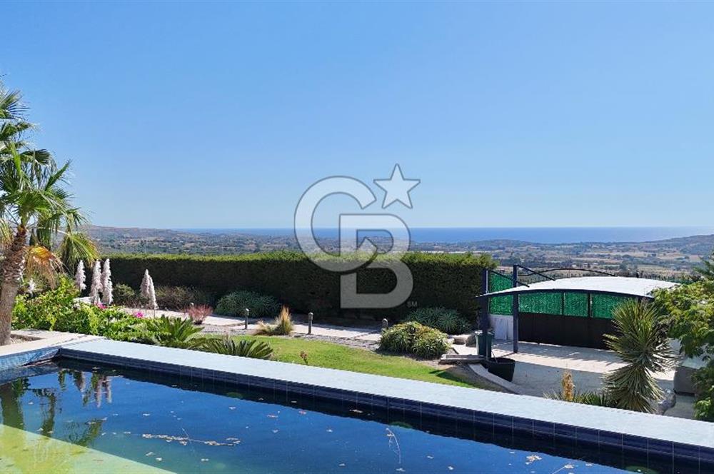 ÇEŞME OVACIK KİRALIK 4+1 DENİZ MANZARALI HAVUZLU MÜSTAKİL VİLLA