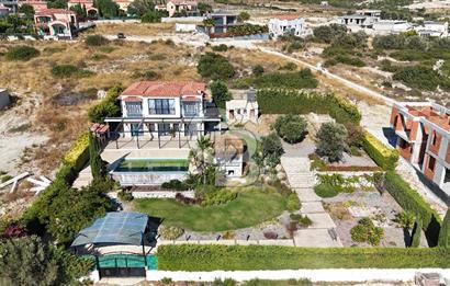 ÇEŞME OVACIK KİRALIK 4+1 DENİZ MANZARALI HAVUZLU MÜSTAKİL VİLLA