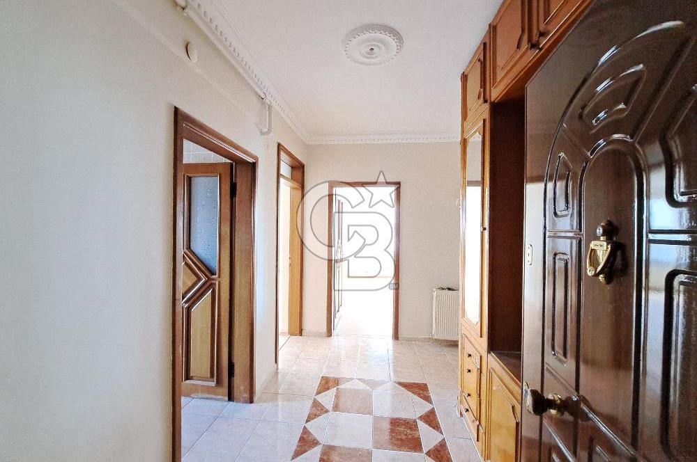 ATATÜRK BULVARINA CEPHE KİRALIK 4+1