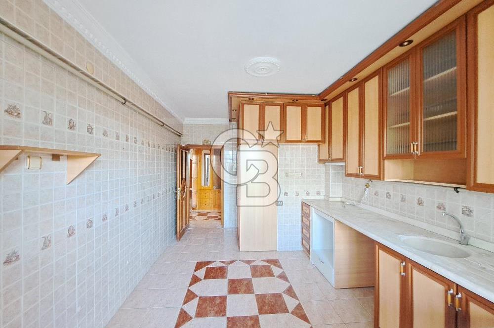 ATATÜRK BULVARINA CEPHE KİRALIK 4+1