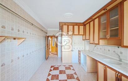 ATATÜRK BULVARINA CEPHE KİRALIK 4+1