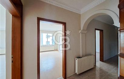 ATATÜRK BULVARINA CEPHE KİRALIK 4+1