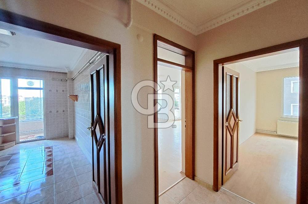 ATATÜRK BULVARINA CEPHE KİRALIK 4+1