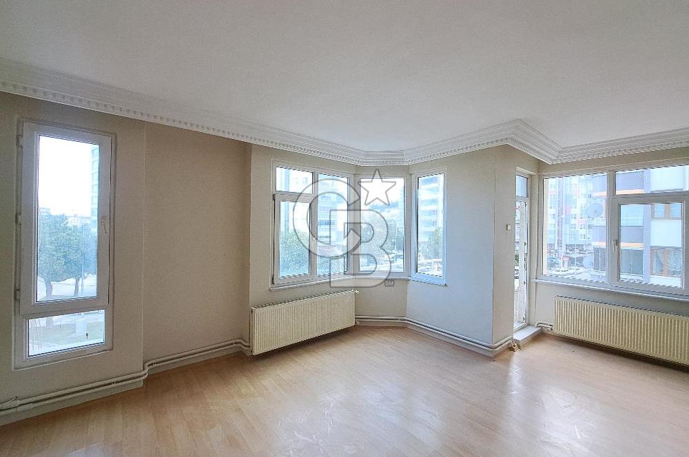 ATATÜRK BULVARINA CEPHE KİRALIK 4+1