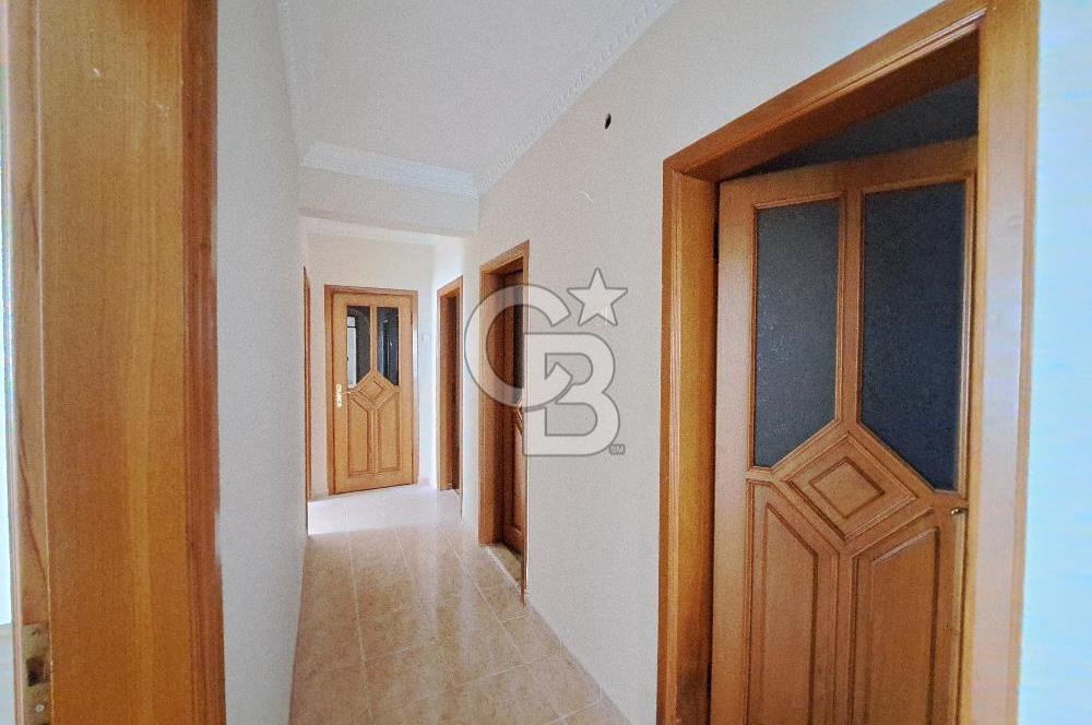 ATATÜRK BULVARINA CEPHE KİRALIK 4+1