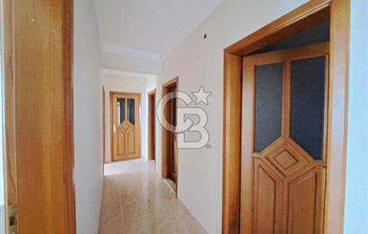 ATATÜRK BULVARINA CEPHE KİRALIK 4+1