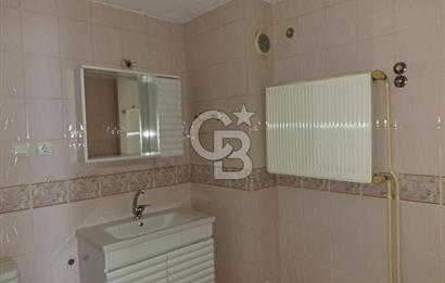 ATATÜRK BULVARINA CEPHE KİRALIK 4+1