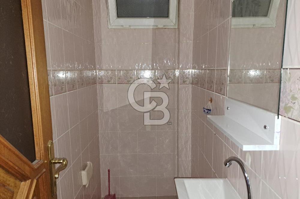 ATATÜRK BULVARINA CEPHE KİRALIK 4+1