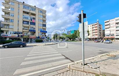 ATATÜRK BULVARINA CEPHE KİRALIK 4+1