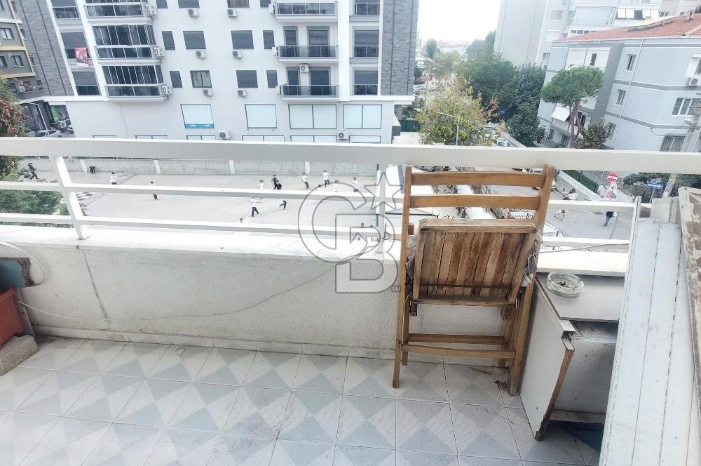 Karşıyaka Goncalar Mh. Satılık 3+1 Arakat Boş Ferah Daire