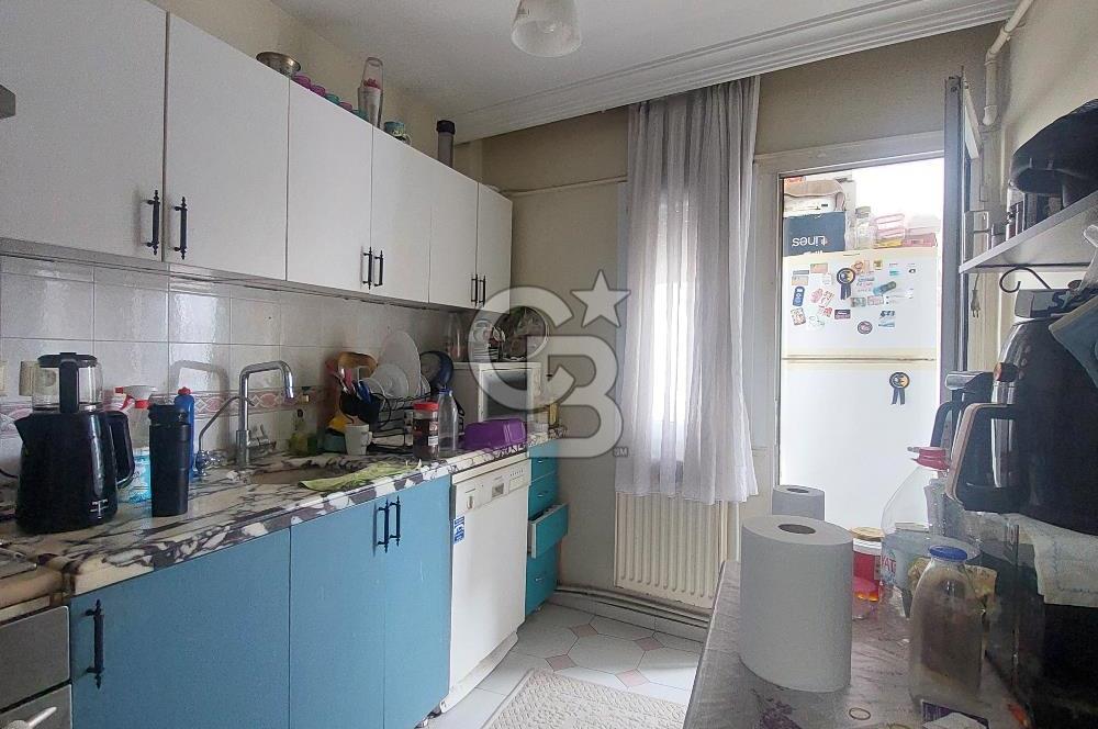 Karşıyaka Goncalar Mh. Satılık 3+1 Arakat Boş Ferah Daire