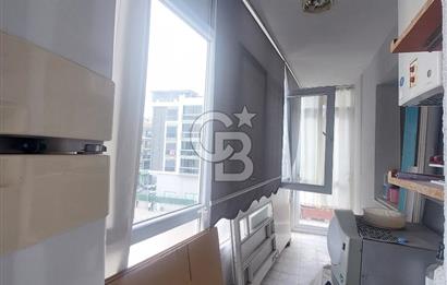 Karşıyaka Goncalar Mh. Satılık 3+1 Arakat Boş Ferah Daire