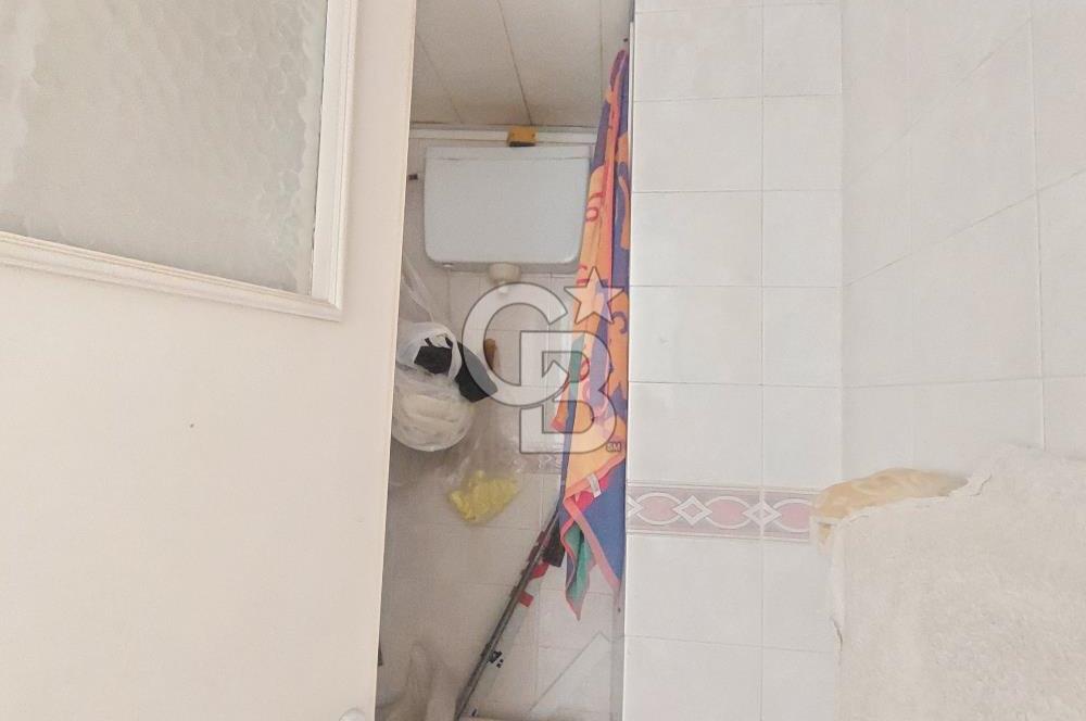 Karşıyaka Goncalar Mh. Satılık 3+1 Arakat Boş Ferah Daire