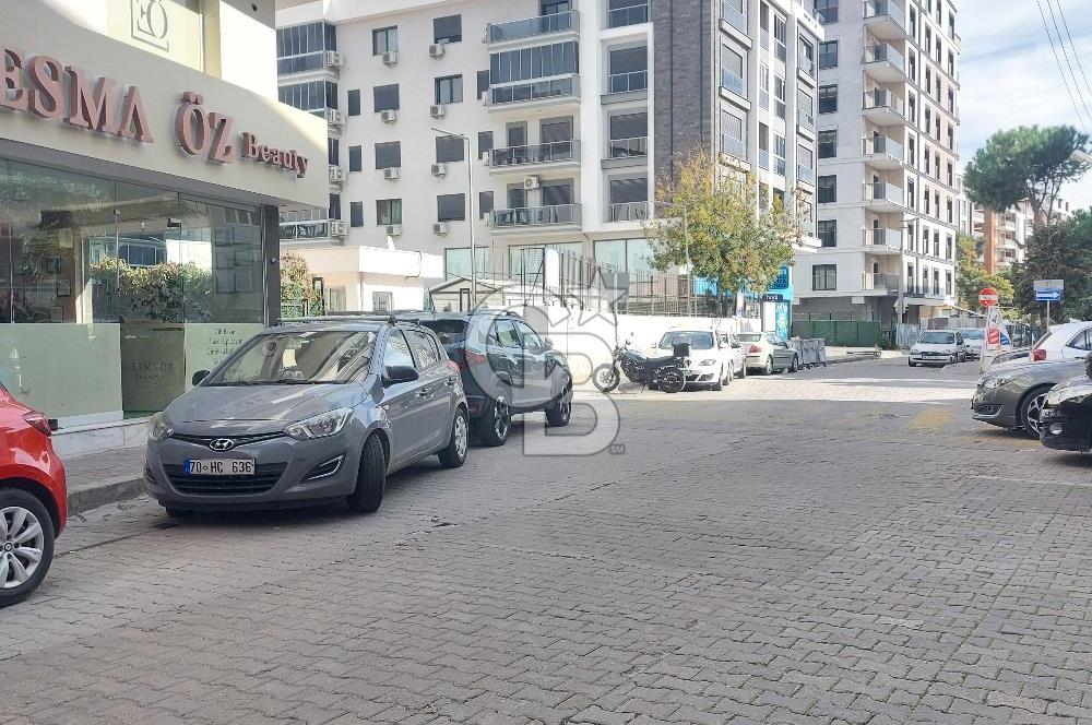 Karşıyaka Goncalar Mh. Satılık 3+1 Arakat Boş Ferah Daire