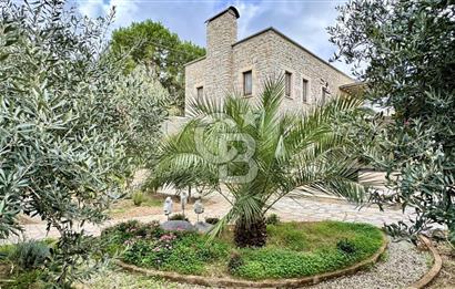 Eski Datça'da Satılık Müstakil Taş Villa