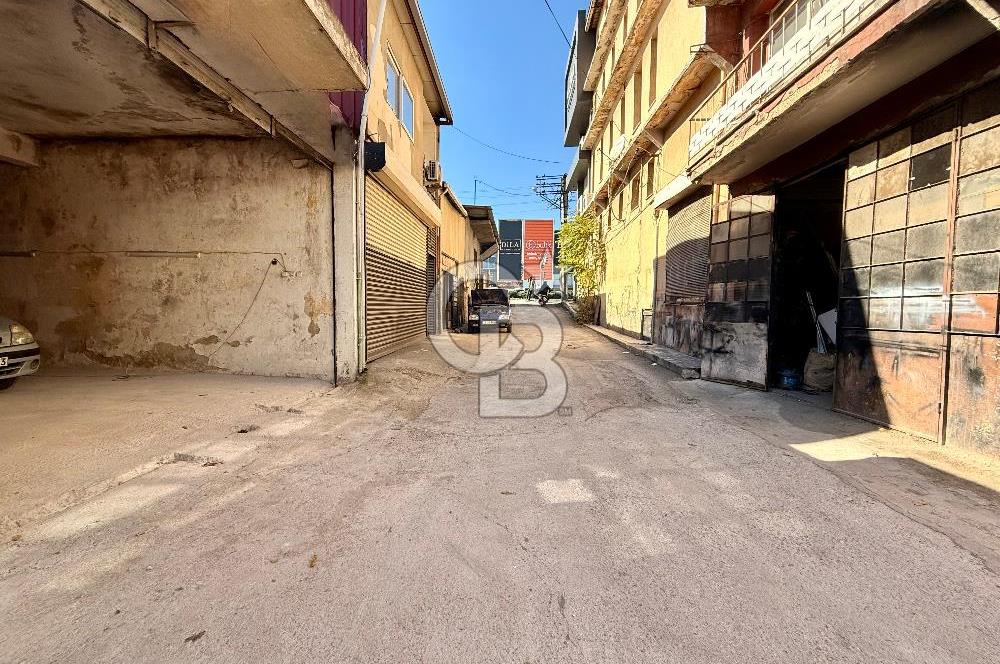 KARABAĞLAR SANAYİ YEŞİLLİK CADDESİ YAKINI MERKEZİ KONUMLU İŞYERİ