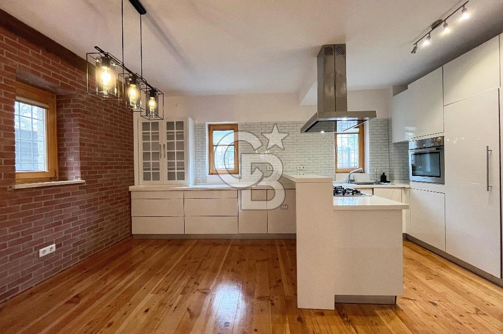 Eski Datça'da Satılık Müstakil Taş Villa