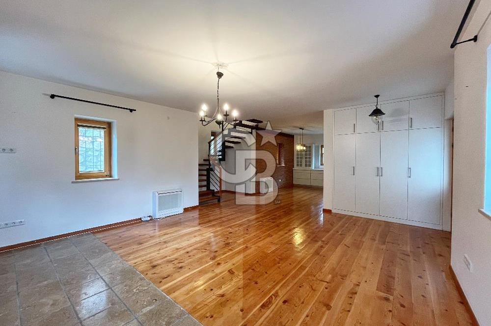 Eski Datça'da Satılık Müstakil Taş Villa