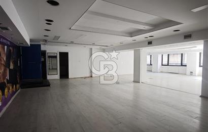 GÜMÜŞSUYU' NDA KDV AVANTAJLI 235M2 KİRALIK MAĞAZA