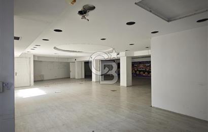 GÜMÜŞSUYU' NDA KDV AVANTAJLI 235M2 KİRALIK MAĞAZA