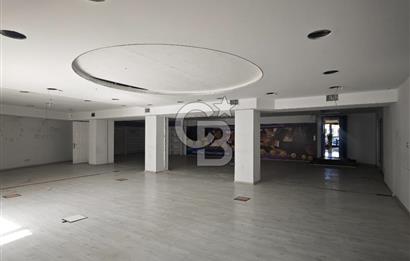 GÜMÜŞSUYU' NDA KDV AVANTAJLI 235M2 KİRALIK MAĞAZA