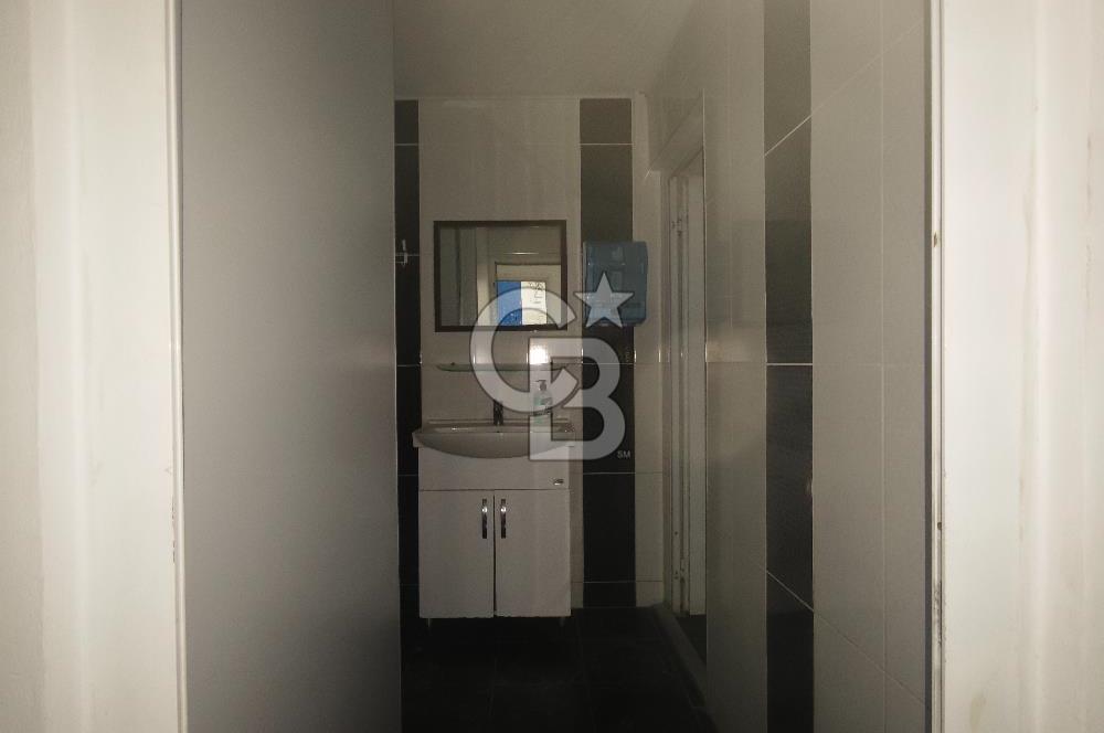 GÜMÜŞSUYU' NDA KDV AVANTAJLI 235M2 KİRALIK MAĞAZA